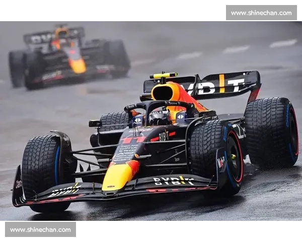 F1赛场红旗风波解析赛事影响与安全管理思考